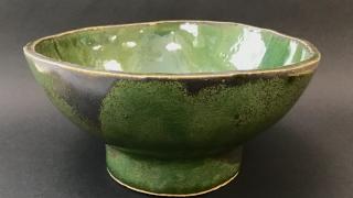 A green bowl.